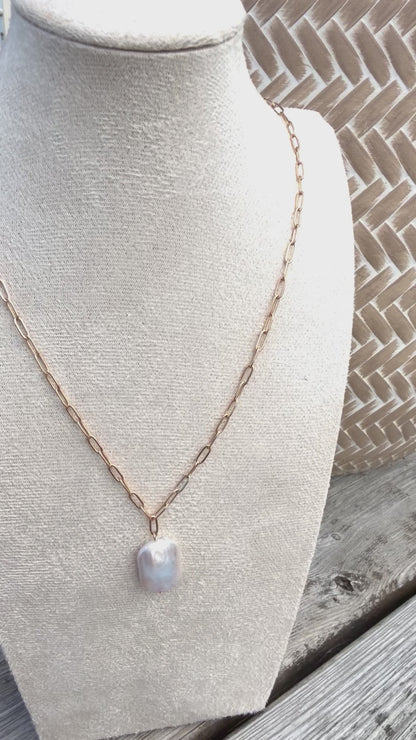 Pearl Pendant necklace